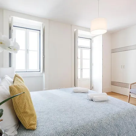 Daire Luxury With Balcony In Downtown *
